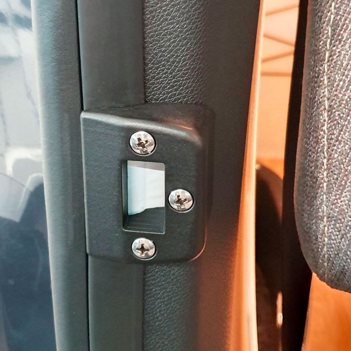 security locks, Sprinter (2018 - ..)